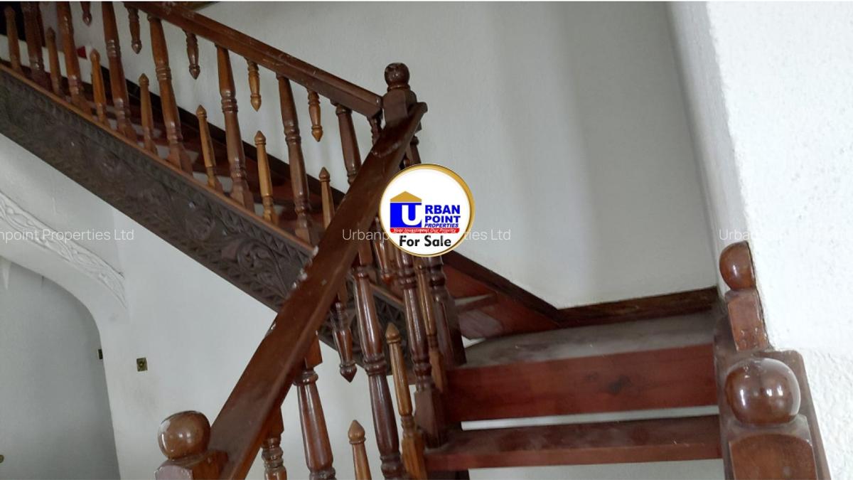 8 Bed House with En Suite in Watamu - 6