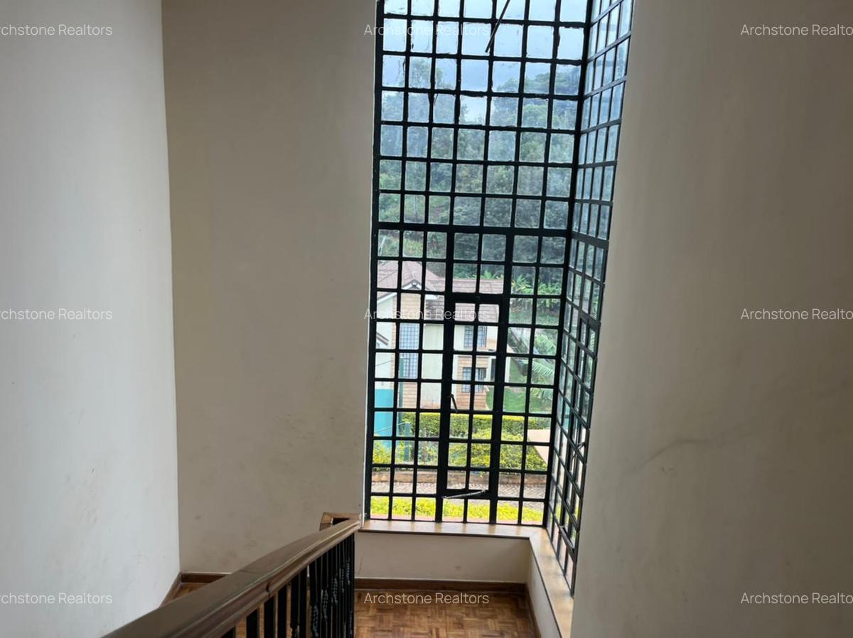 4 Bed Townhouse with En Suite in Kitisuru - 9