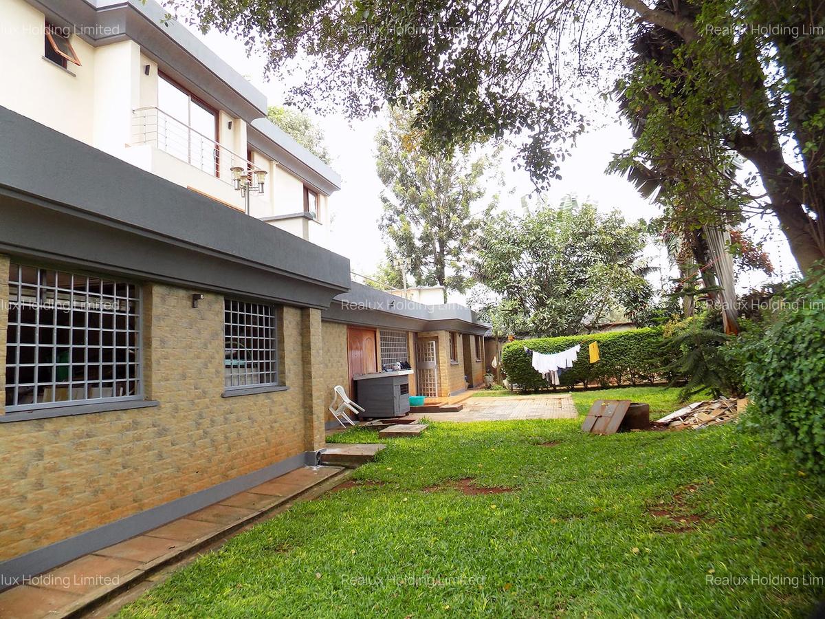 7 Bed Villa with En Suite in Kiambu Road - 5