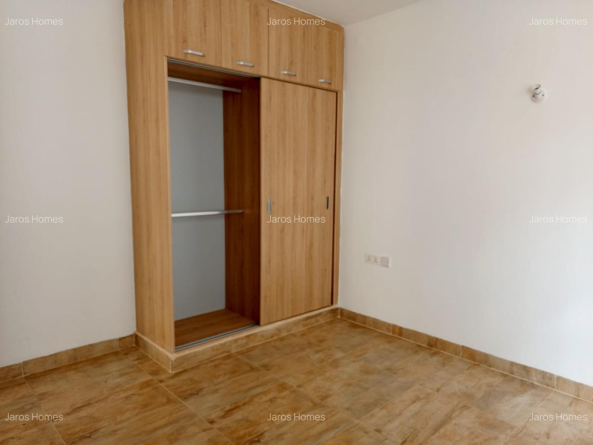 3 Bed Apartment with En Suite at General Mathenge - 11