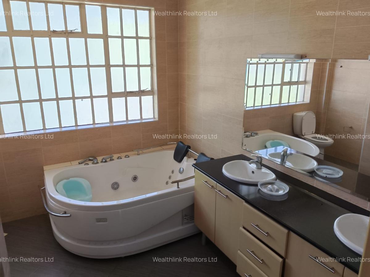 4 Bed Townhouse with En Suite at Karen - 16
