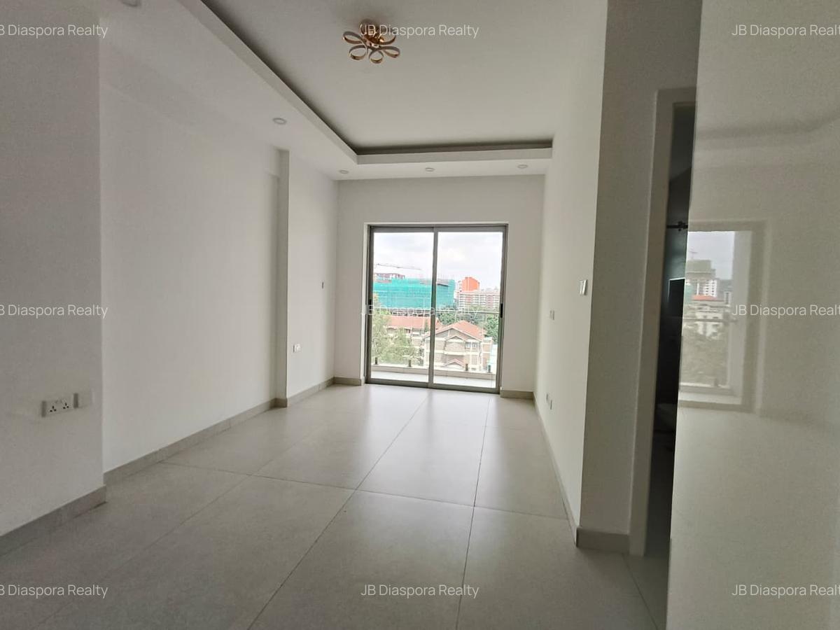 4 Bed Apartment with En Suite in General Mathenge - 10