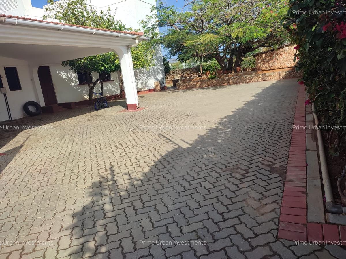 4 Bed House with En Suite at Shanzu Serena - 8