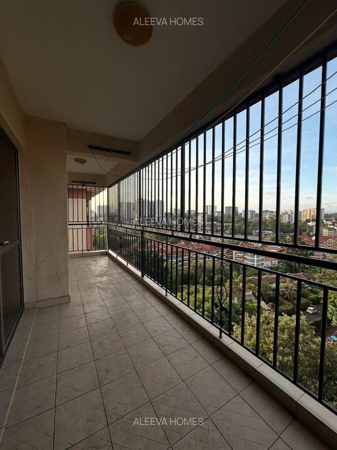 2 Bed Apartment with En Suite in Kilimani - 12