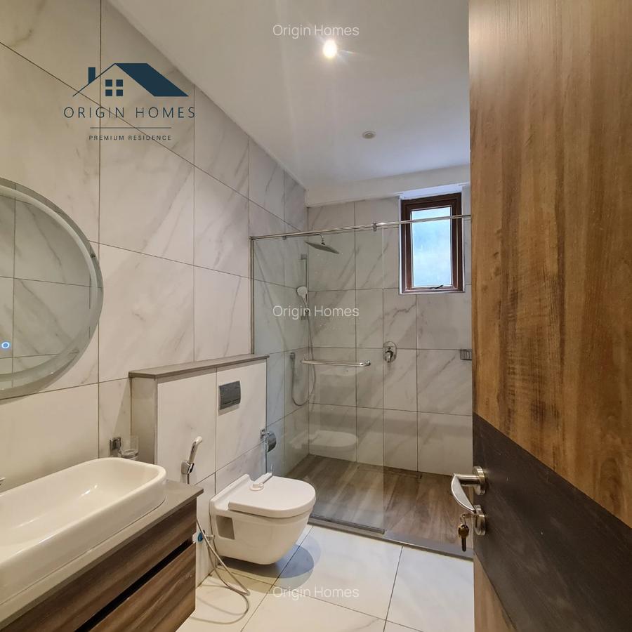4 Bed Apartment with En Suite at Peponi Road - 19