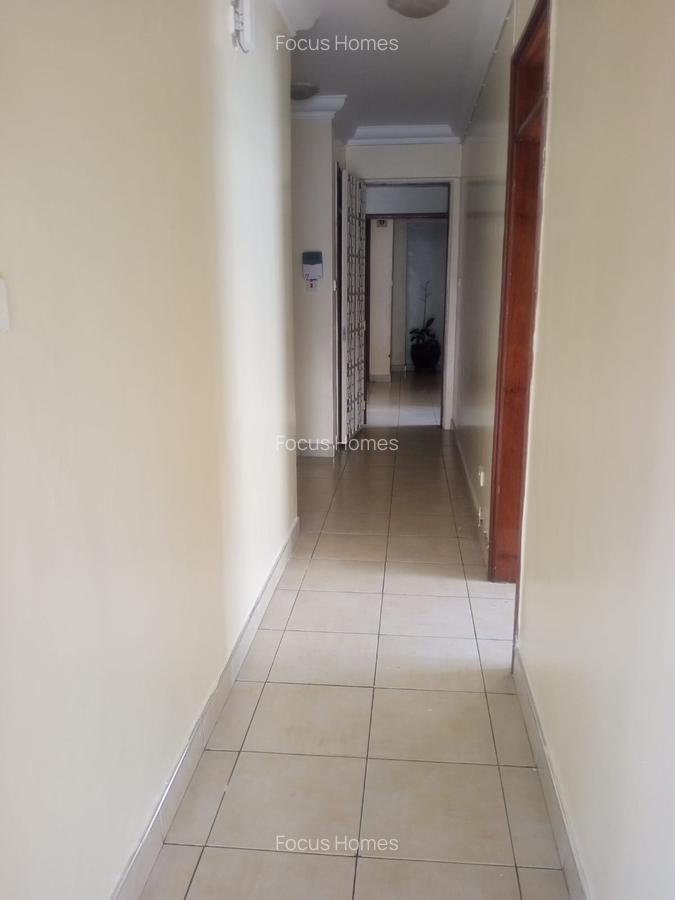 2 Bed Apartment with En Suite in Lavington - 15