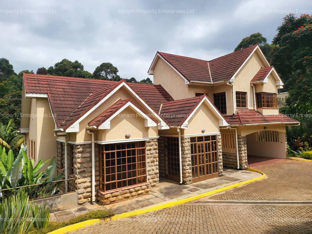 4 Bed Townhouse with En Suite in Rosslyn - 20