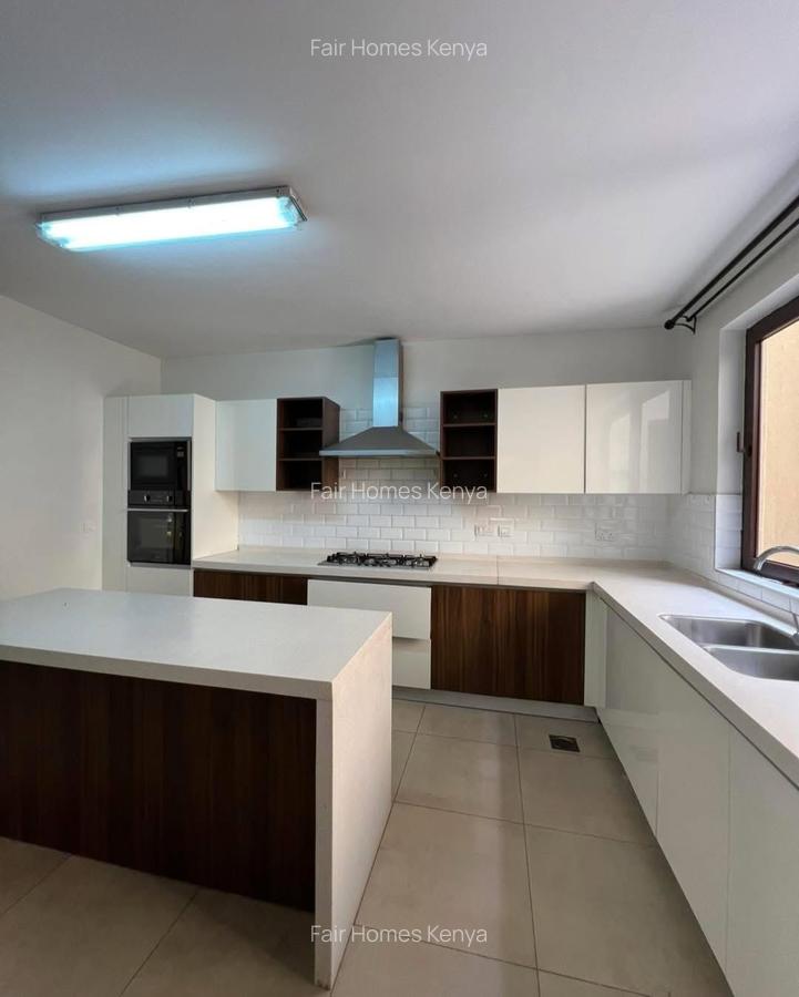 5 Bed Townhouse with En Suite at Njumbi Lane - 3