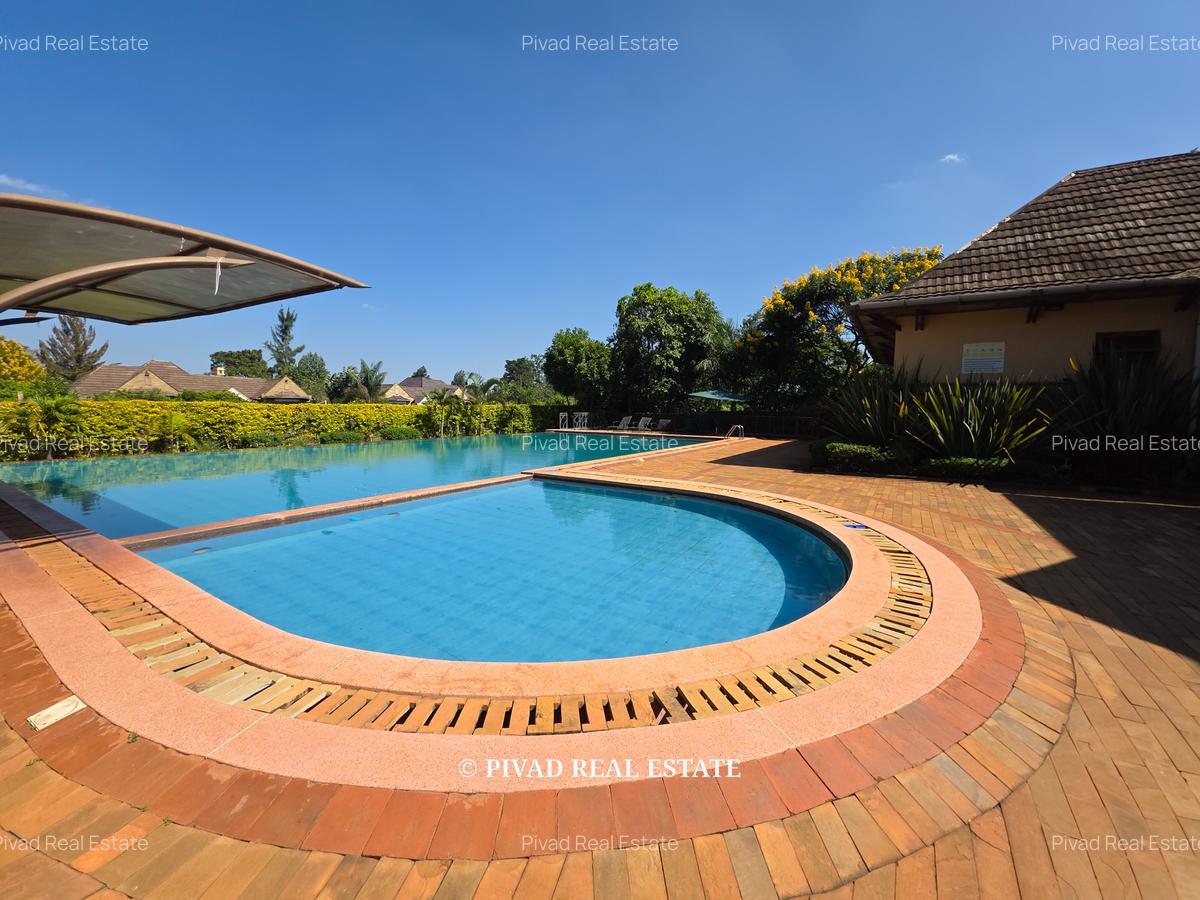 5 Bed House with Swimming Pool in Runda - 17