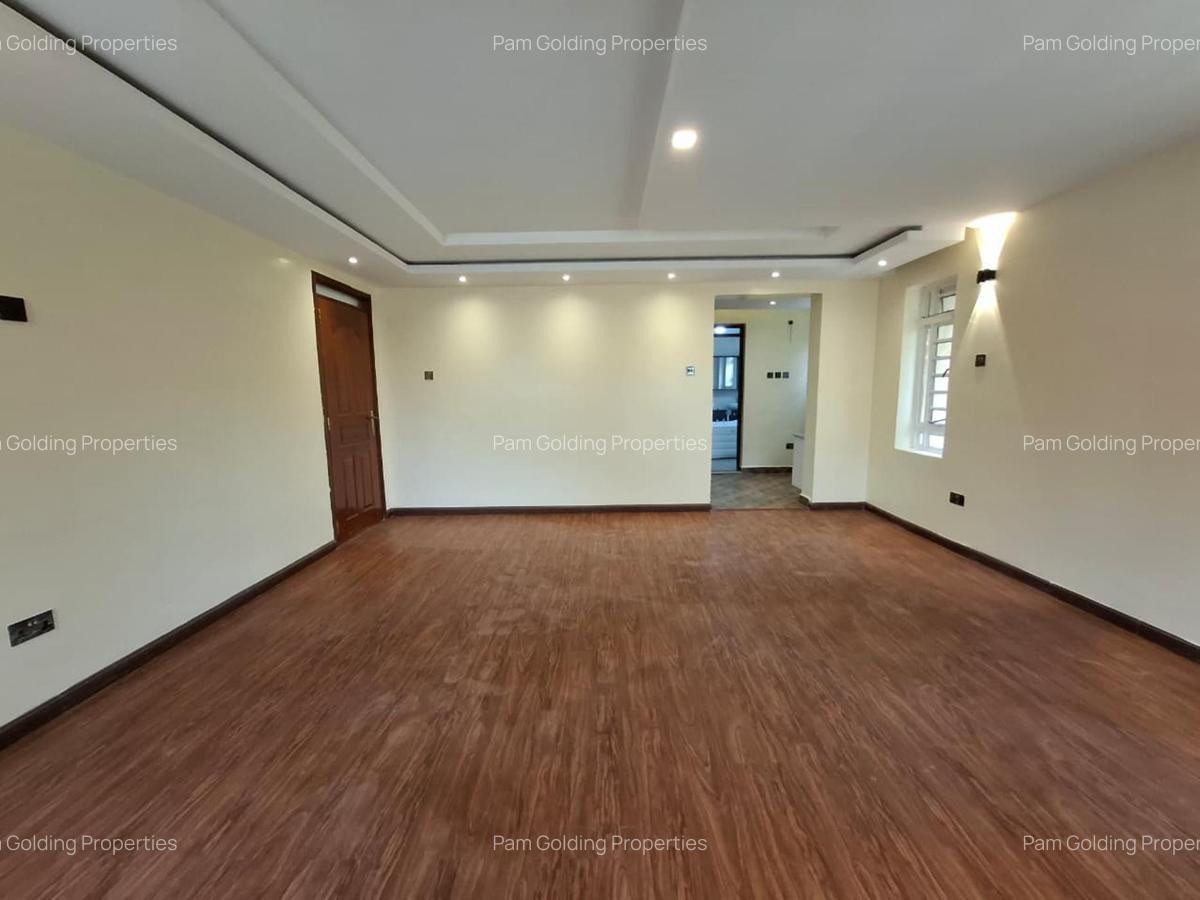 5 Bed Townhouse at Kigwa Road - 6