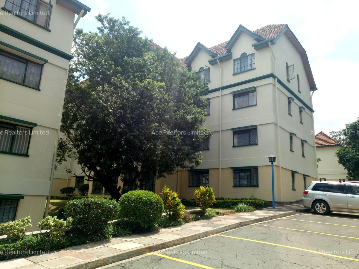 3 Bed Apartment with En Suite at Milimani Nairobi - 1