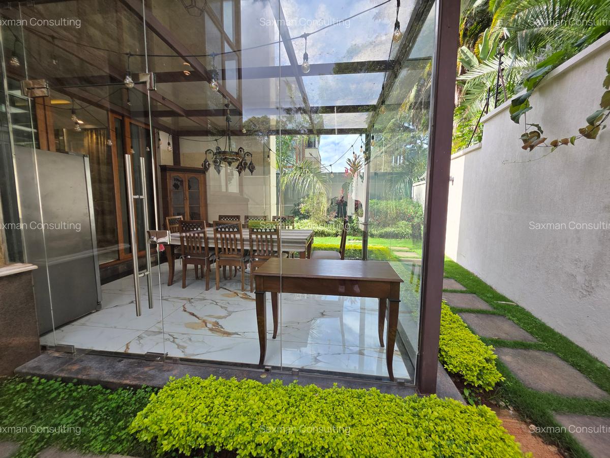 5 Bed Villa with En Suite in Lavington - 2