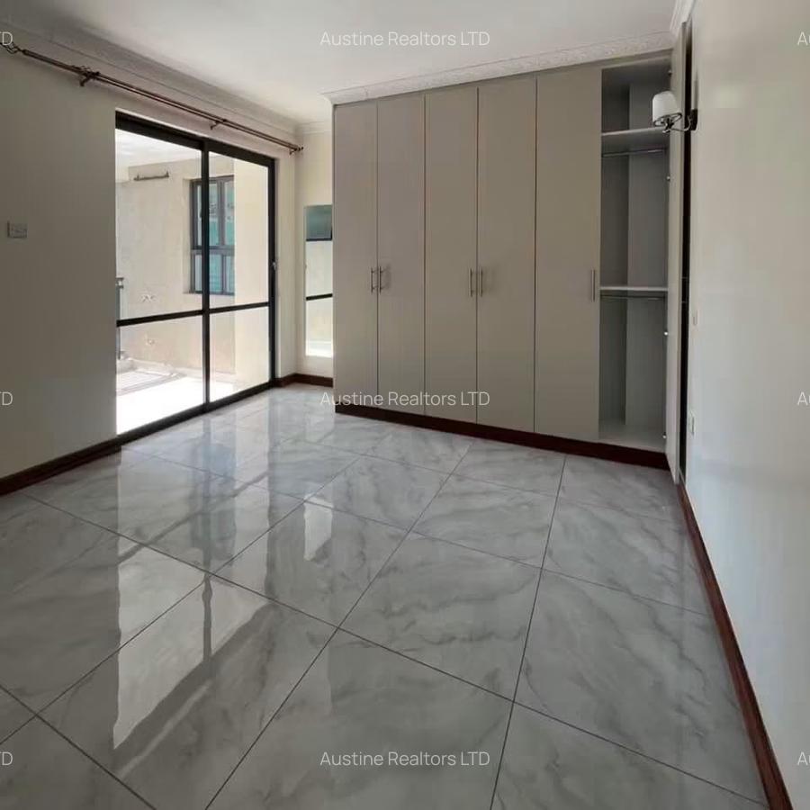 2 Bed Apartment with En Suite at School Lane - 6