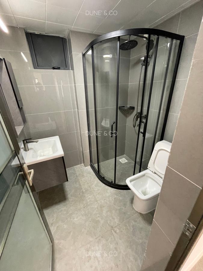2 Bed Apartment with En Suite in Westlands Area - 12