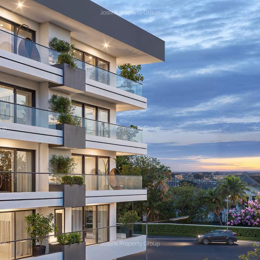 4 Bed Apartment with En Suite in Nyali Area - 1