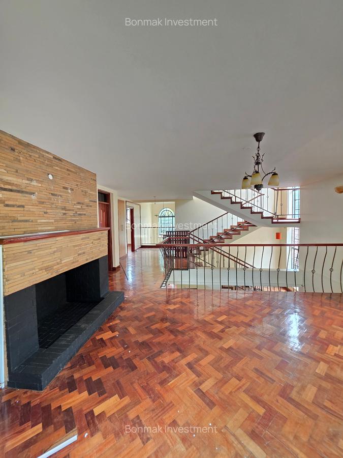 4 Bed Townhouse with En Suite at Lavington Green - 14