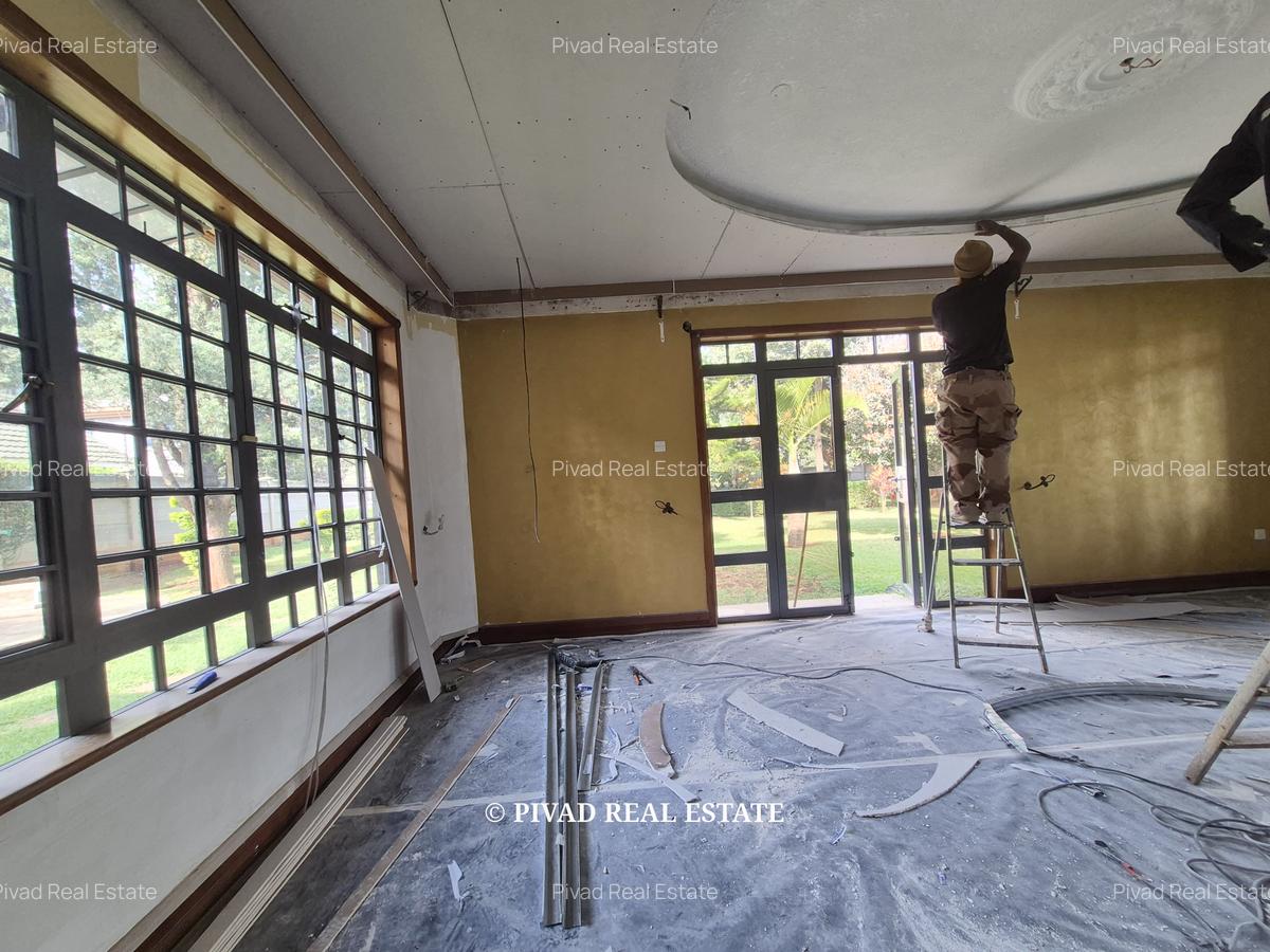 5 Bed House with Garden in Runda - 4