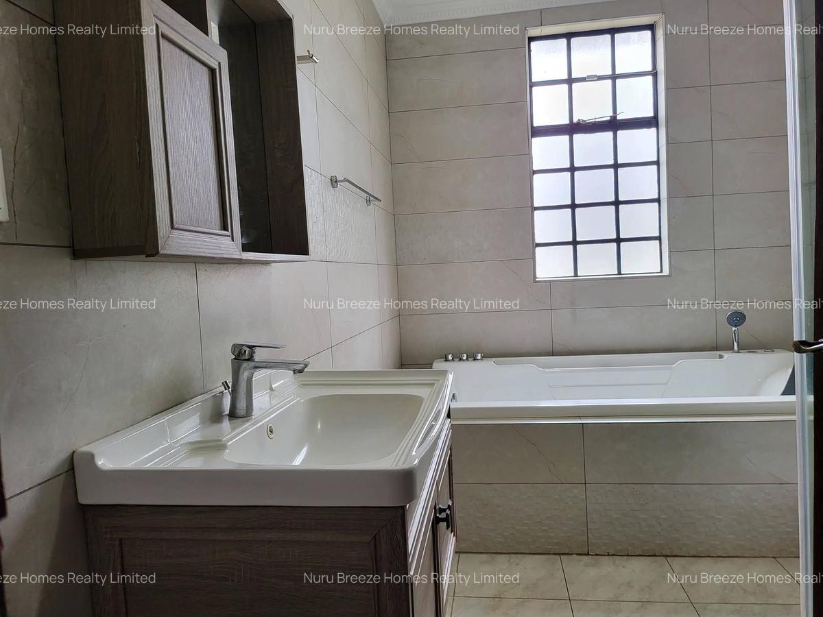 4 Bed Townhouse with En Suite in Kitisuru - 5