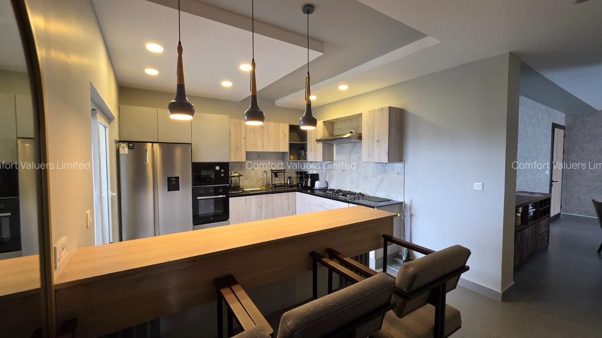 Serviced 2 Bed Apartment with En Suite at Parklands - 2