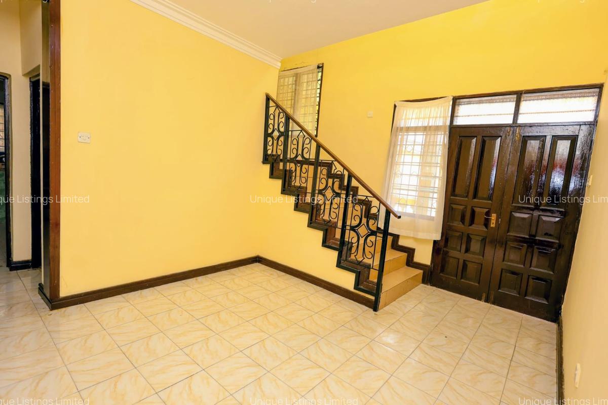 4 Bed House with Staff Quarters at Behind Oshwal Academy - 11