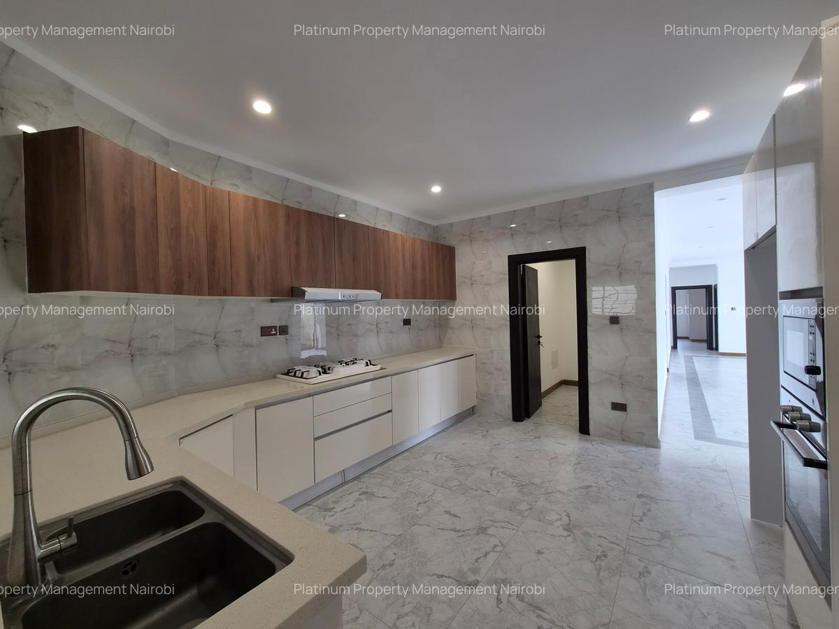 3 Bed Apartment with En Suite at Mandera Rd - 4