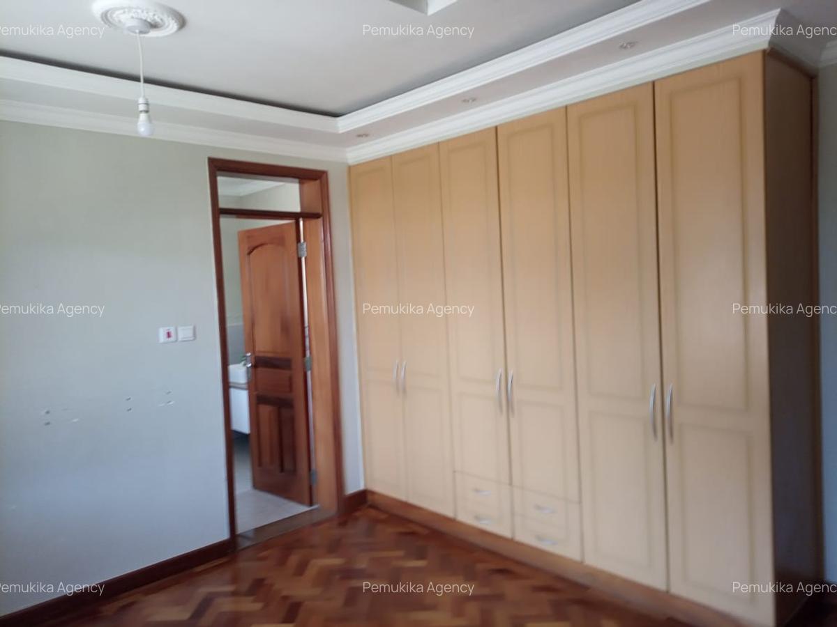 5 Bed House with En Suite at Kondek - 7