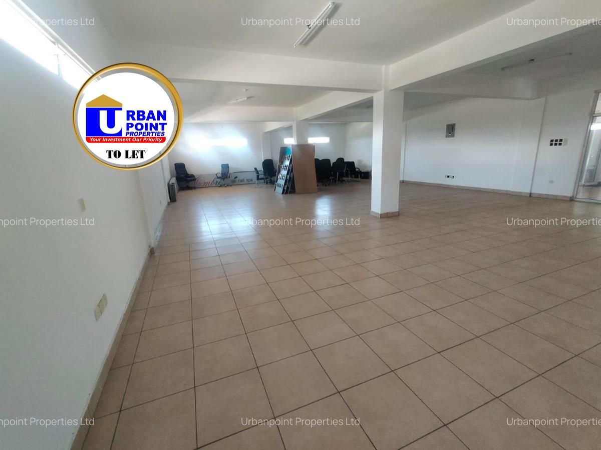 Office with Parking in Nyali Area - 8