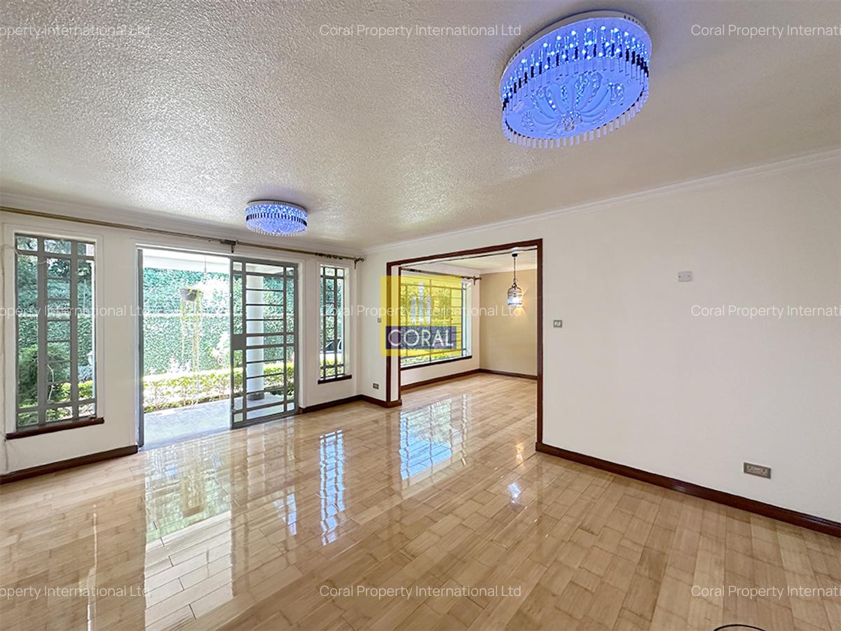 4 Bed Townhouse in Spring Valley - 2