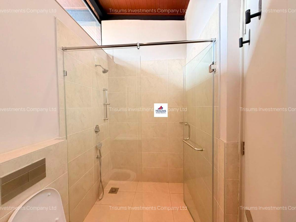 4 Bed Townhouse with En Suite in Runda - 7
