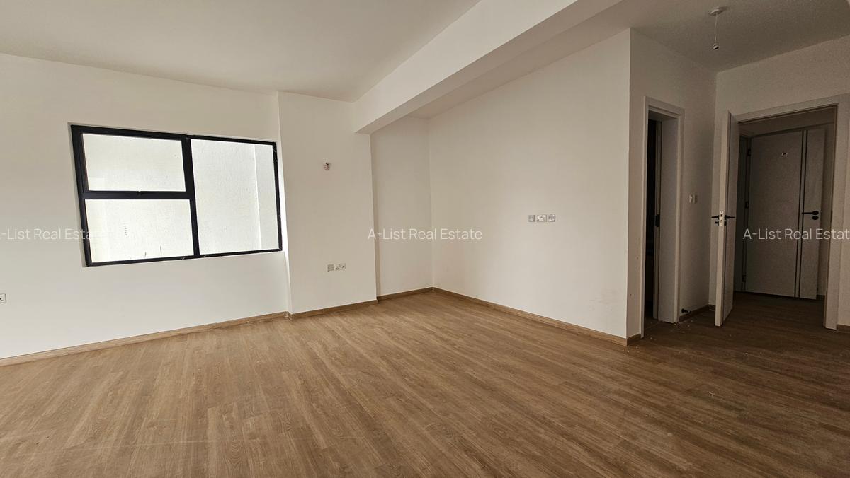 6 Bed Apartment with En Suite at General Mathenge - 6