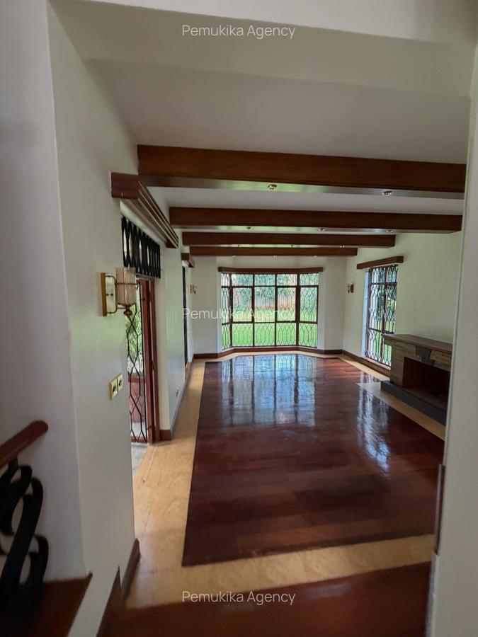 5 Bed Townhouse with En Suite in Runda - 3
