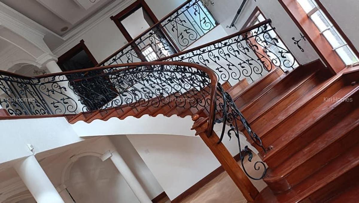 4 Bed Townhouse with En Suite in Runda - 2