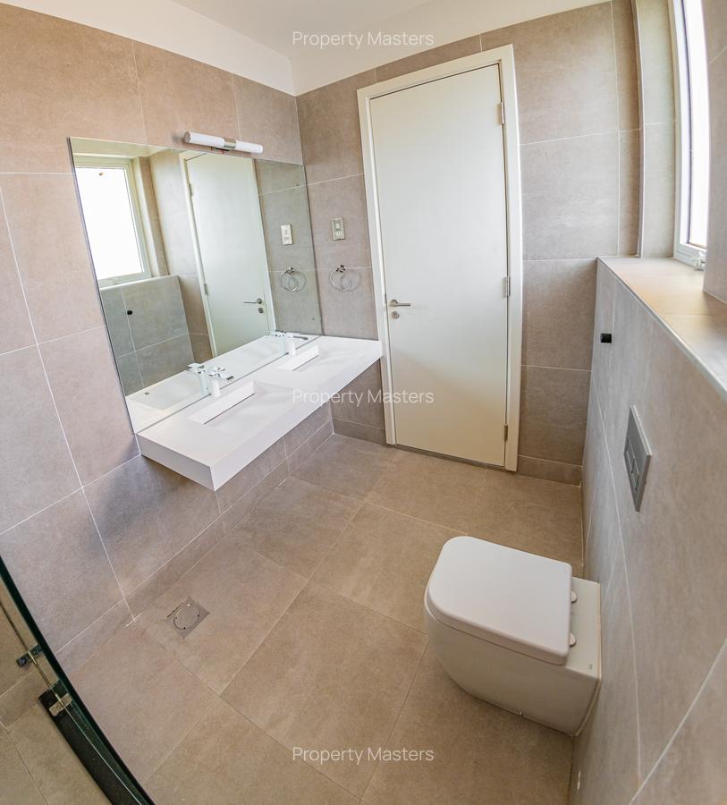 4 Bed Villa with En Suite at Kabasiran Avenue - 18