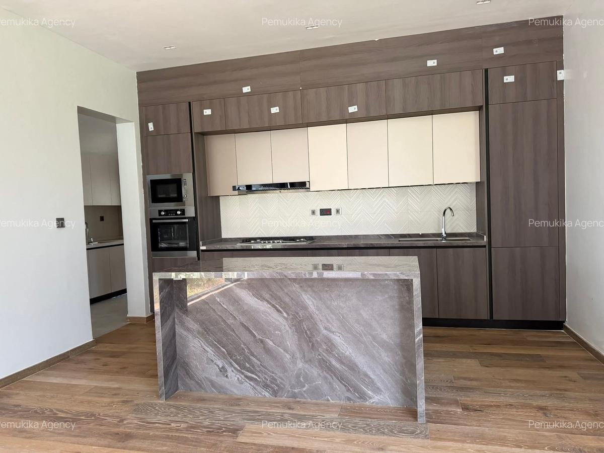 4 Bed Townhouse with En Suite in Runda - 10