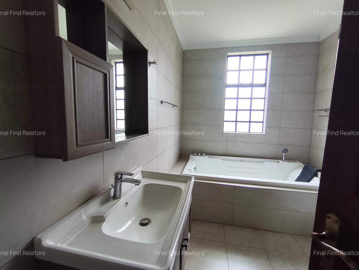 5 Bed Townhouse with Backup Generator in Kitisuru - 13