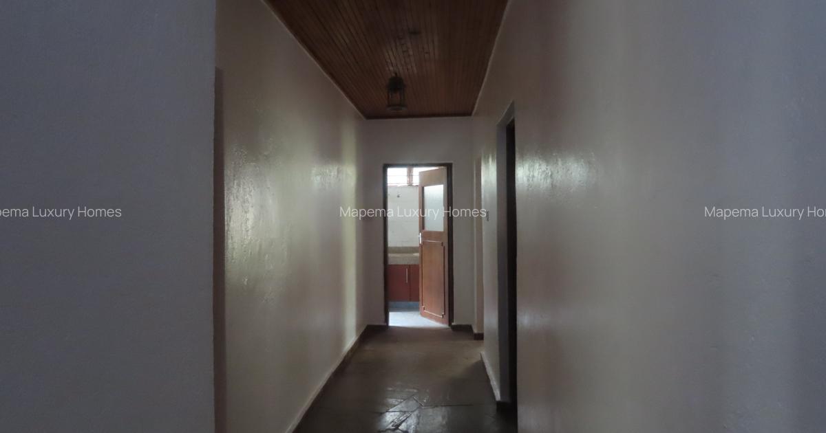 4 Bed House with En Suite at Silanga Road - 6