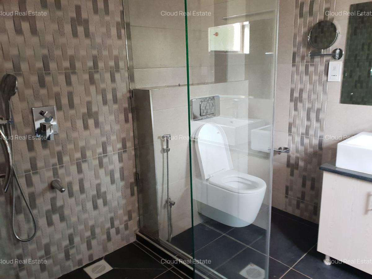 3 Bed Apartment with En Suite in Westlands Area - 4