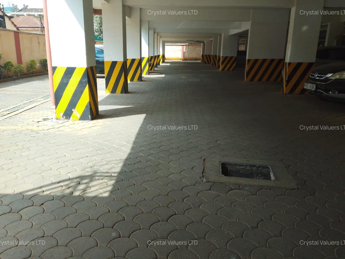 3 Bed Apartment with En Suite in Kilimani - 9