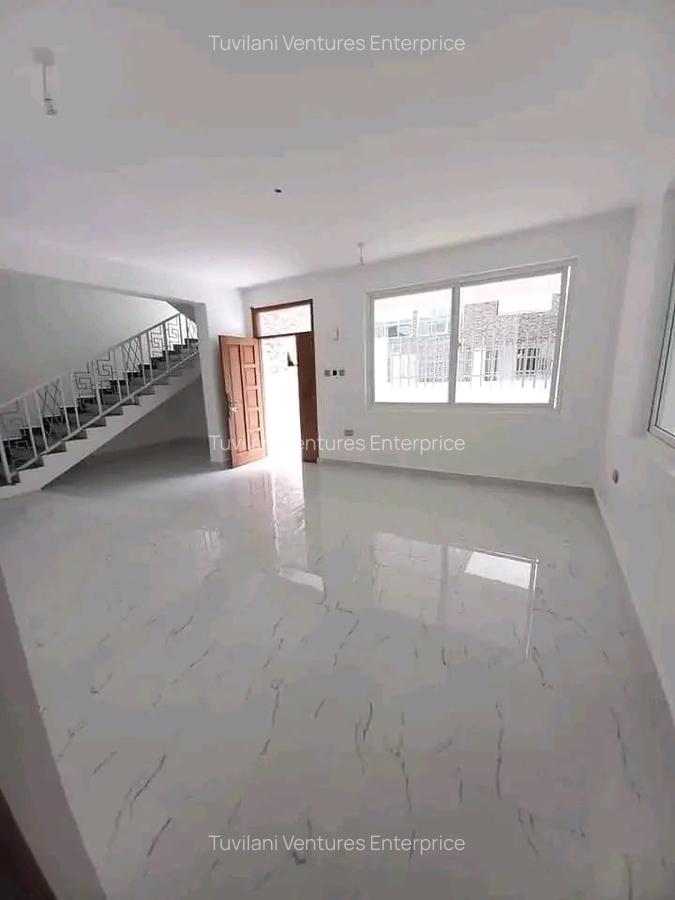 4 Bed Villa with En Suite at Bamburi Mombasa - 5