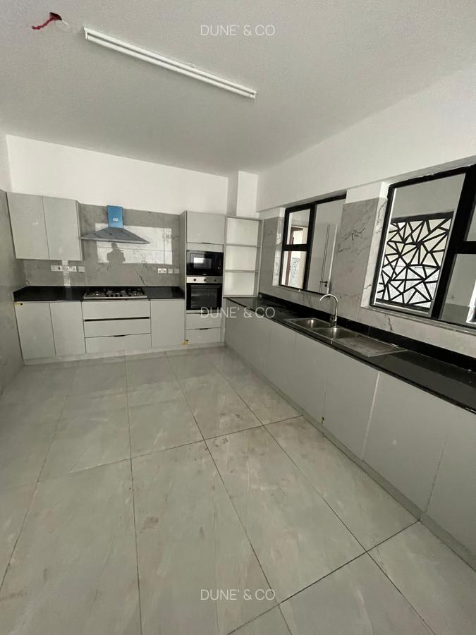 3 Bed Apartment with En Suite in Westlands Area - 8
