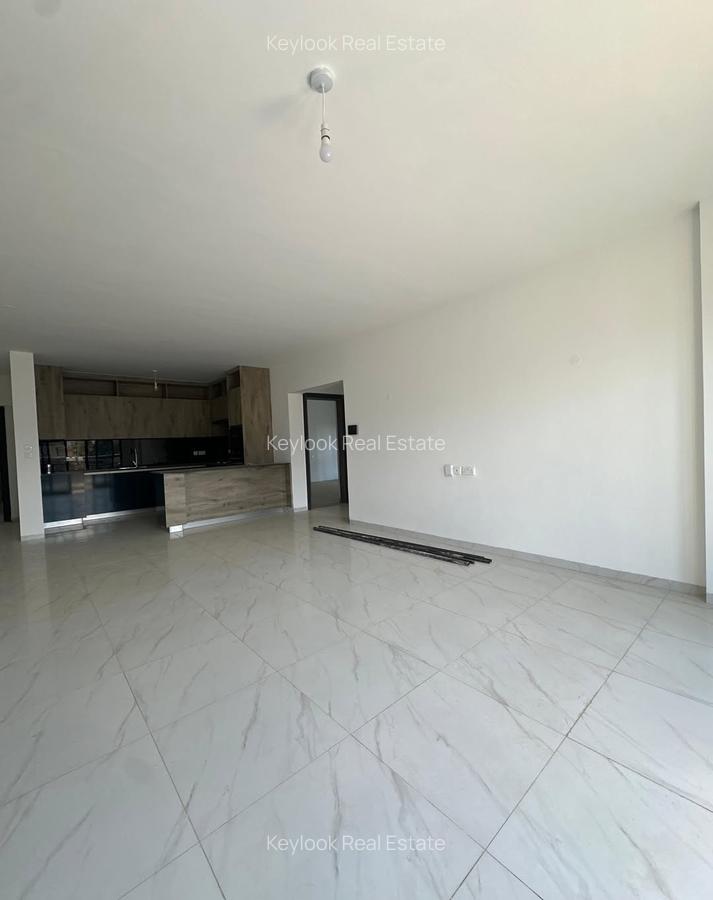 2 Bed Apartment with En Suite at Lavington - 6