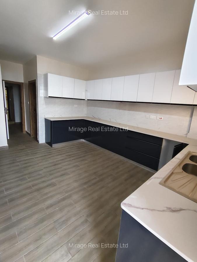 5 Bed Apartment with Staff Quarters in Parklands - 11