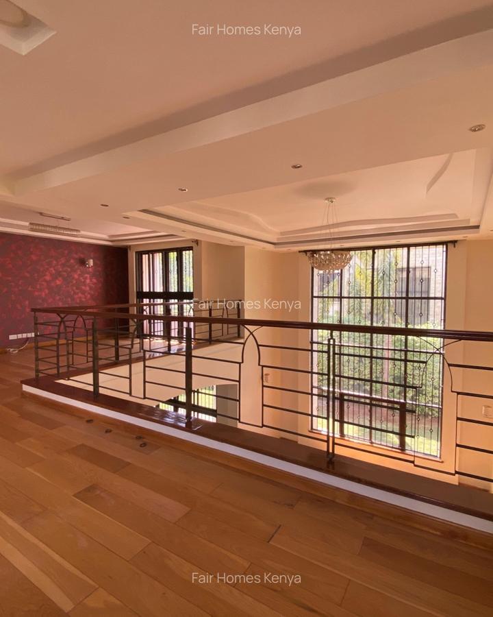 4 Bed Townhouse with En Suite at Lavington Green - 6