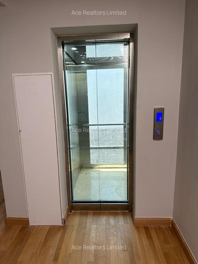 4 Bed Townhouse with En Suite at Jacaranda Avenue - 7