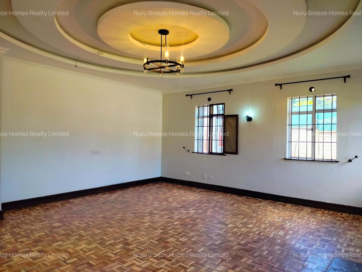 5 Bed House with En Suite in Runda - 5