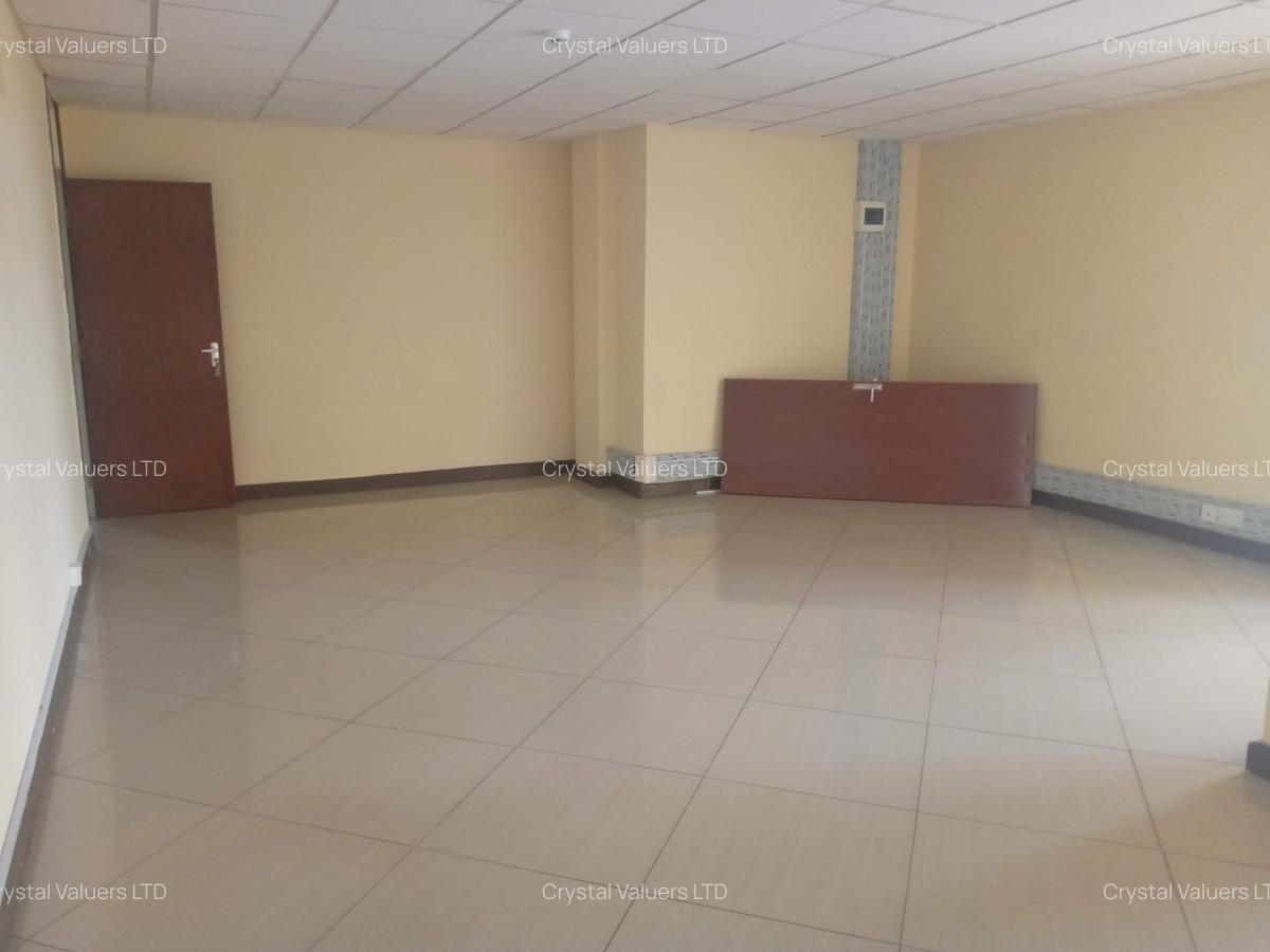 633 ft² Office with Service Charge Included at Kcdf House - 3