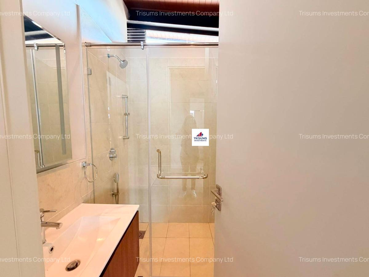 4 Bed Townhouse with En Suite in Runda - 15