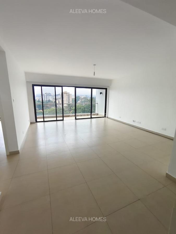 2 Bed Apartment with En Suite in Lavington - 7