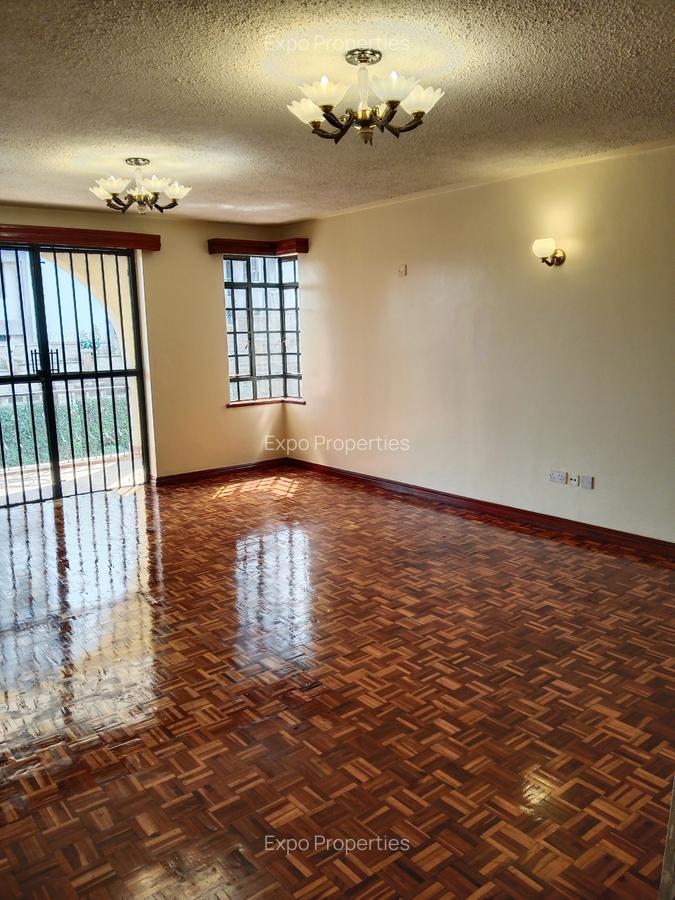 3 Bed Apartment with En Suite at Garden Estate - 4