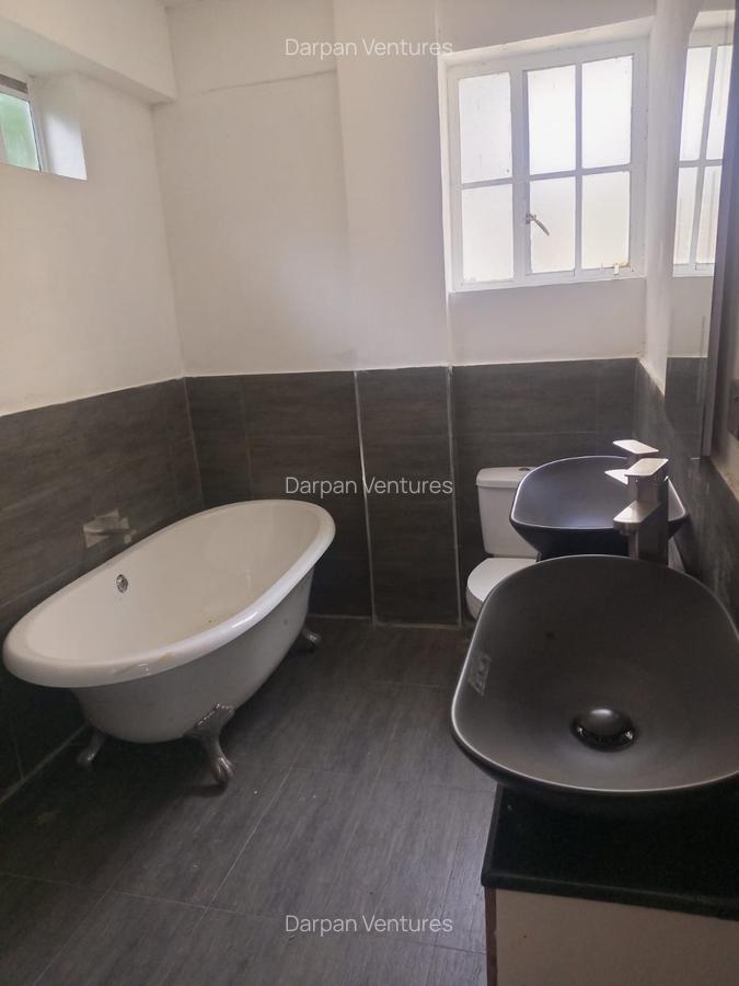 2 Bed House with En Suite in Runda - 5